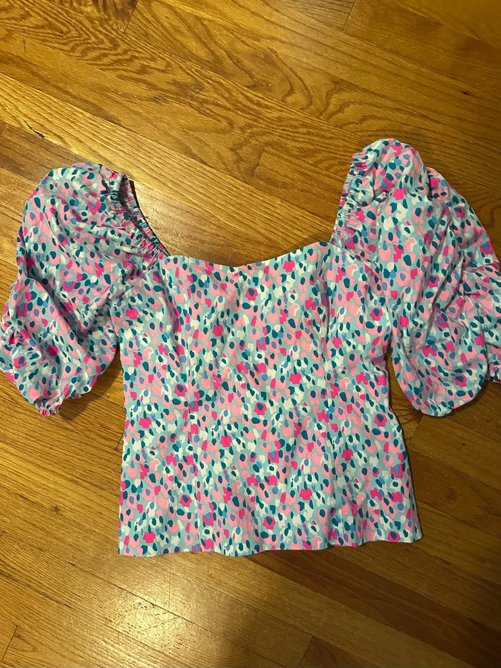 Lilly Pulitzer top! Size 4